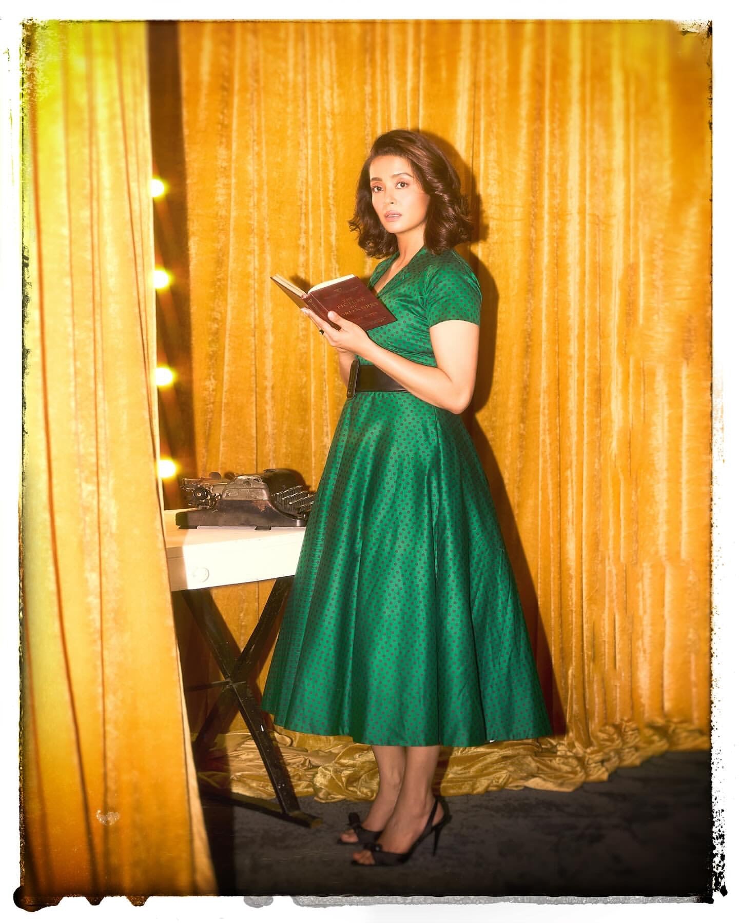 TreatÜrself special Vintage dress TreatÜrself special Vintage