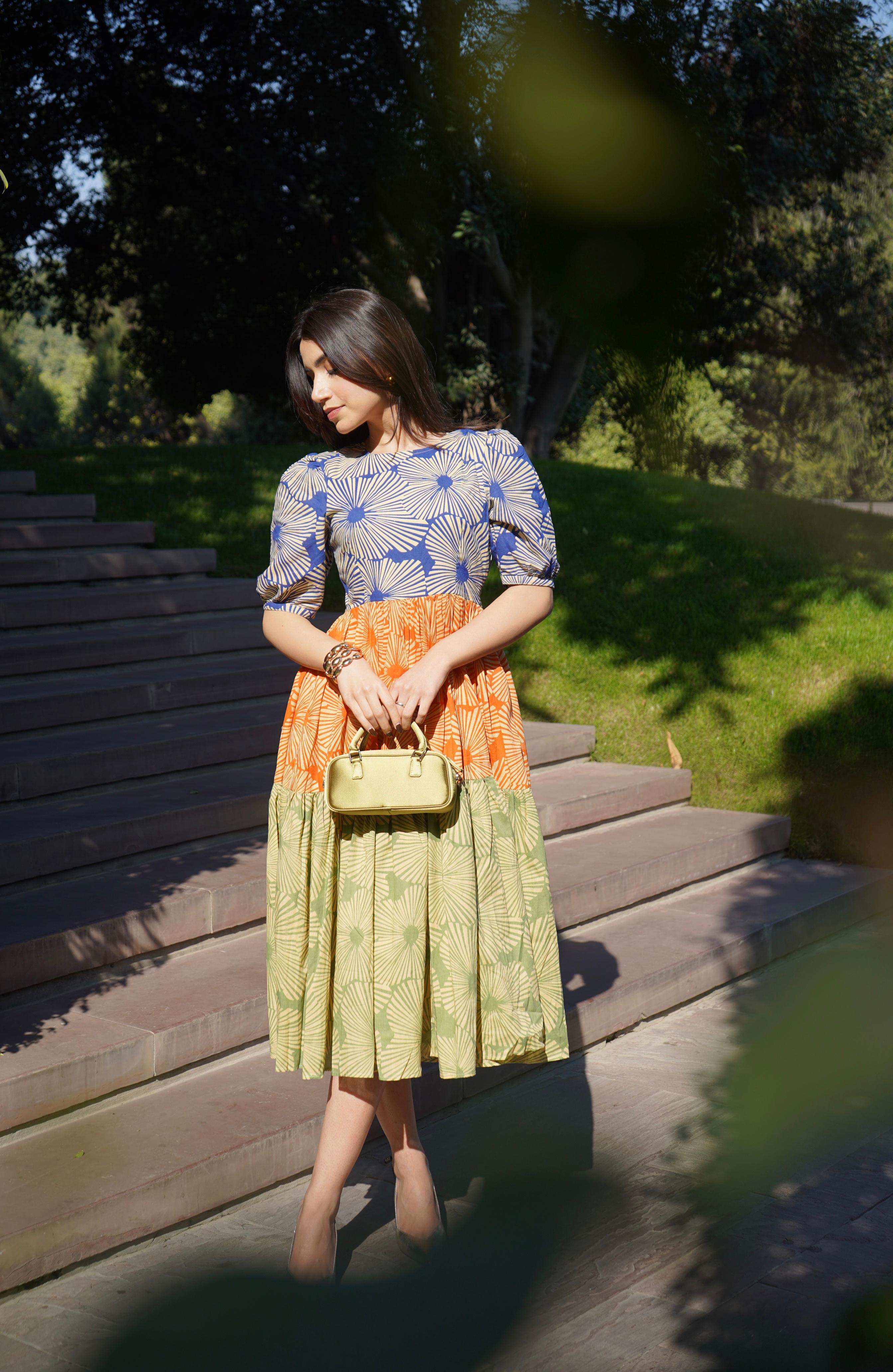 MULTICOLOUR MIDDI DRESS