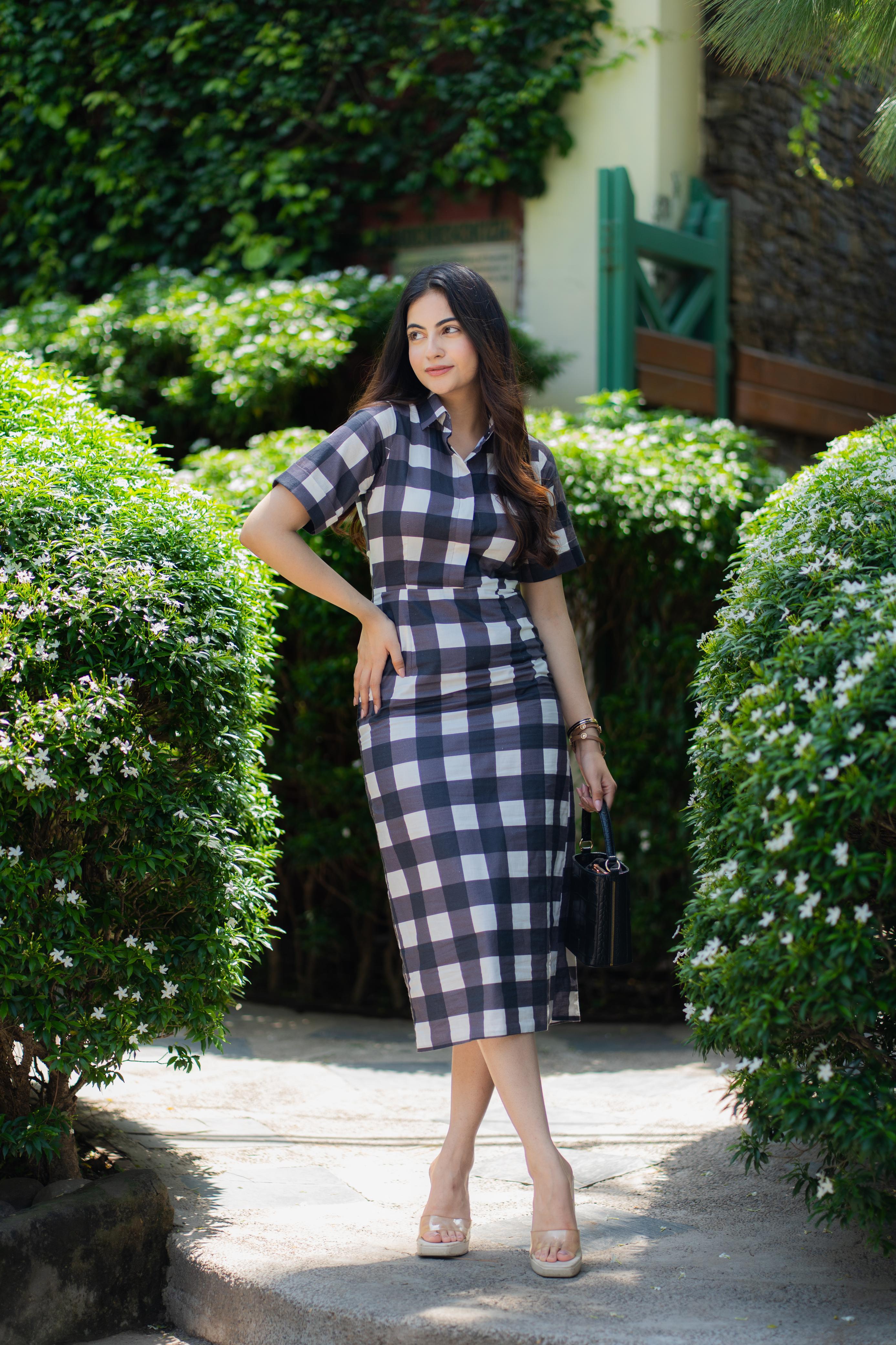 BLACK CHECKS SKIRT SET